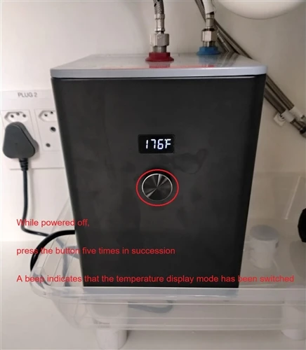 Kā nomainīt ūdens sildītāju no C uz F?